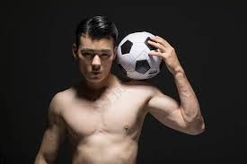 世体：因巴萨需先完成滕森报名注销手续，坎塞洛赶不上西超杯